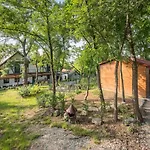 Gæstehus Vinarstvi Vratil - 3*