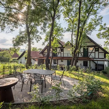 Vinarstvi Vratil - Guest house *