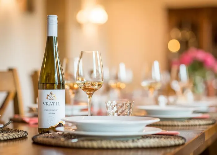 Vinarstvi Vratil - 3* Starovice