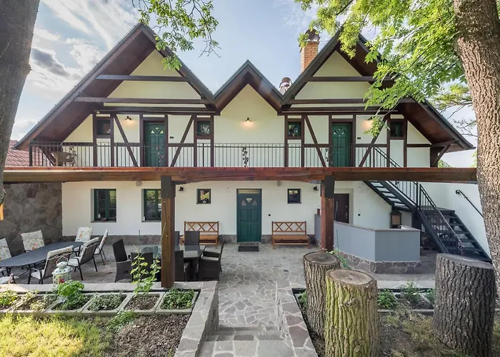 Vinarstvi Vratil - Pensjonat 3*